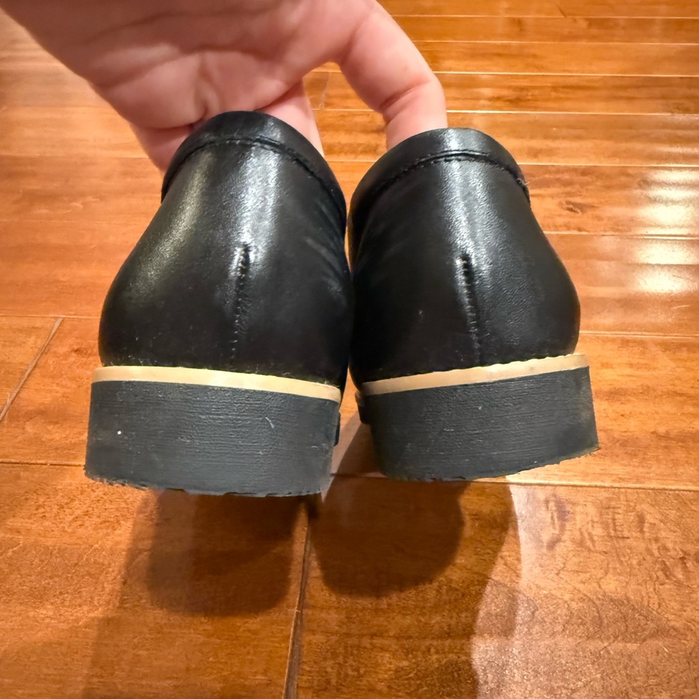 Aldo Women's Classic Black Loafers - Picture 3 of 7